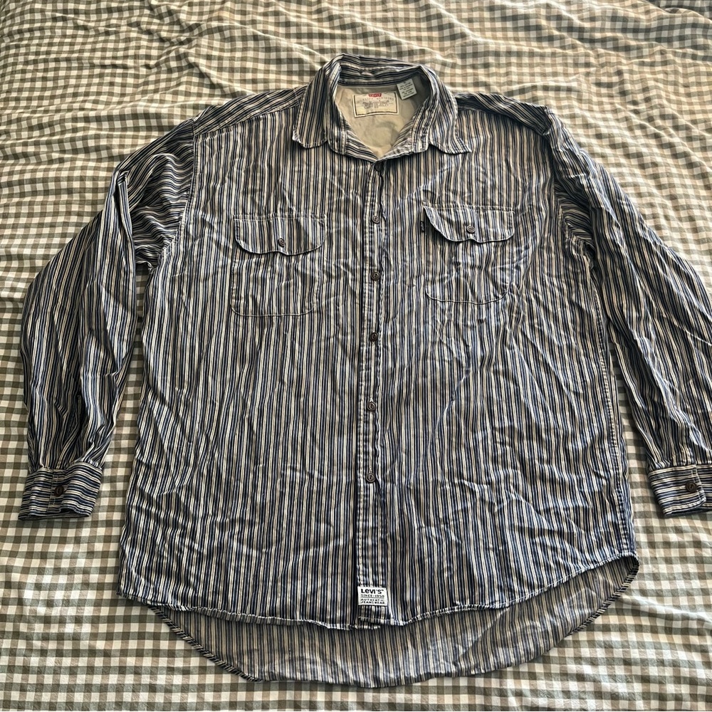 Levi's Blue and White Striped Men's Button-Down Shirt